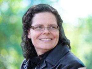 Portrait of Shannon Neufeldt